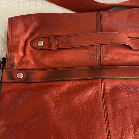 red fossil bag - Picture 4 of 6